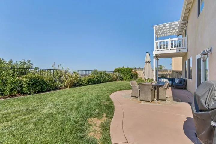 852 Via Barquero, San Marcos, California 92069