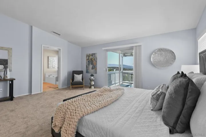 852 Via Barquero, San Marcos, California 92069