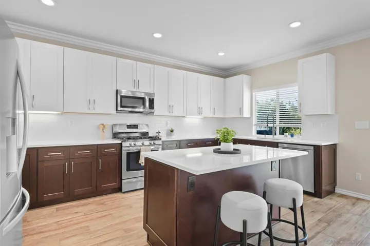 852 Via Barquero, San Marcos, California 92069