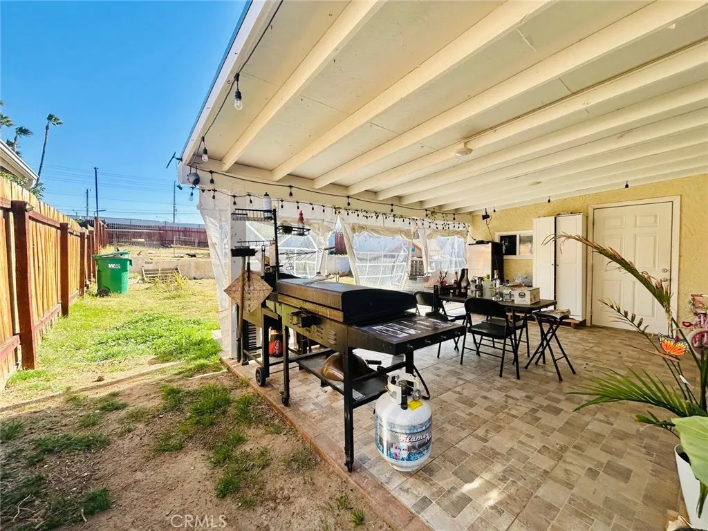 250 Stephens Avenue, Riverside, California 92501 home-pic-13