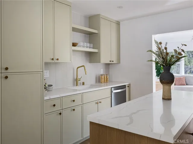 1908 Trudie Drive, Rancho Palos Verdes, California 90275