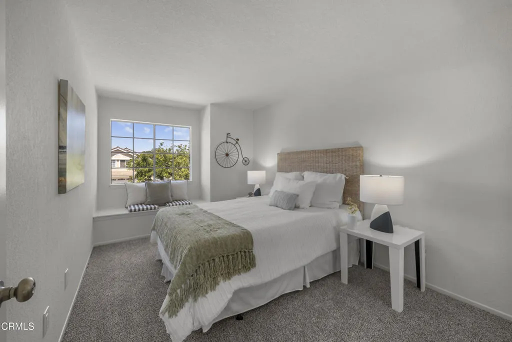 1950 Devonshire Drive, Oxnard, California 93030 home-pic-18