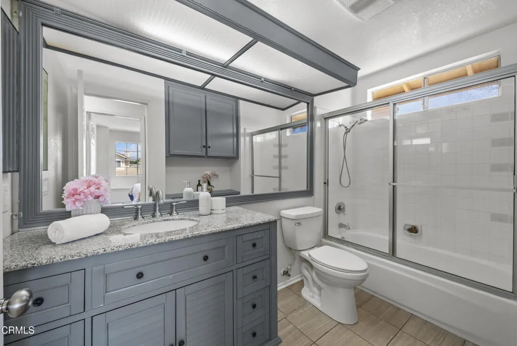 1950 Devonshire Drive, Oxnard, California 93030 home-pic-21