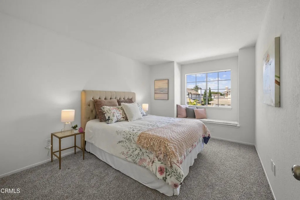 1950 Devonshire Drive, Oxnard, California 93030 home-pic-22