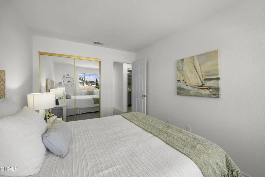1950 Devonshire Drive, Oxnard, California 93030 home-pic-20