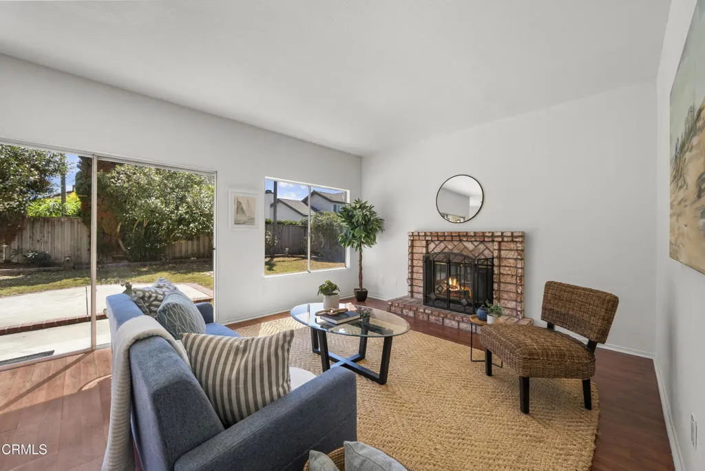 1950 Devonshire Drive, Oxnard, California 93030 home-pic-11