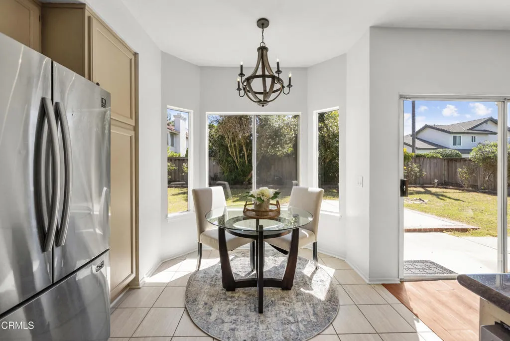 1950 Devonshire Drive, Oxnard, California 93030 home-pic-9