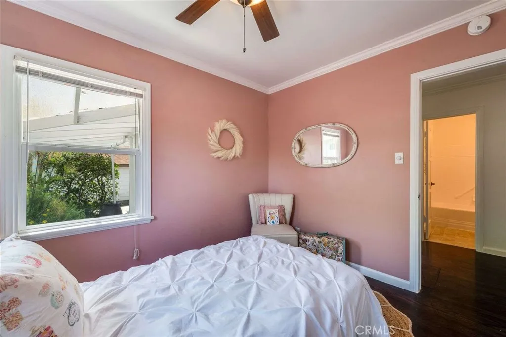 6901 Bertrand Avenue, Reseda, California 91335 home-pic-13