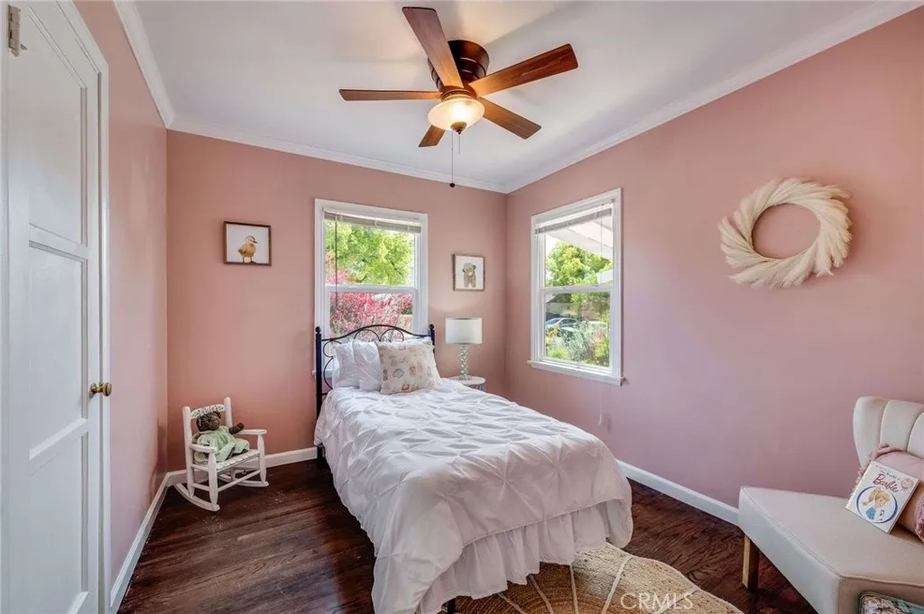 6901 Bertrand Avenue, Reseda, California 91335 home-pic-12