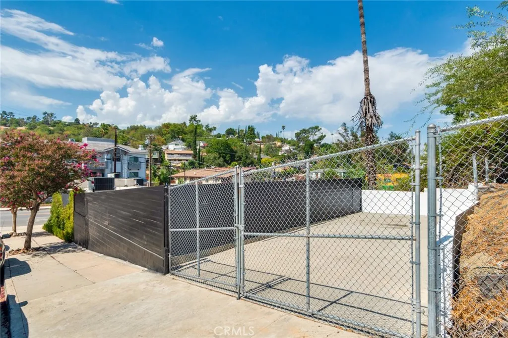 768 N Avenue 50, Los Angeles, California 90042 home-pic-14