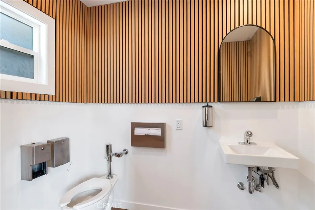 768 N Avenue 50, Los Angeles, California 90042 home-pic-9