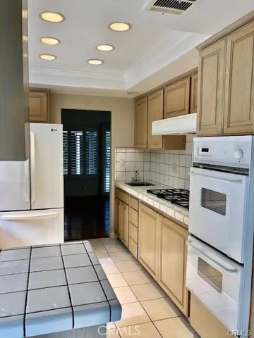 3662 Pirate Circle, Huntington Beach, California 92649
