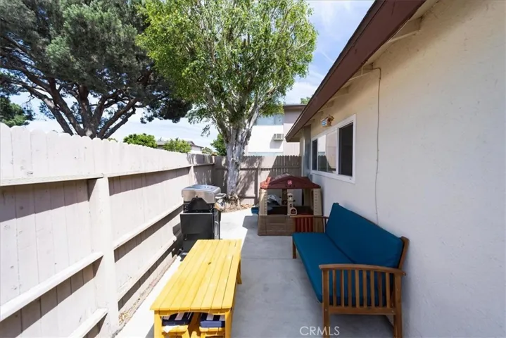 465 E 1st Street, Tustin, California 92780