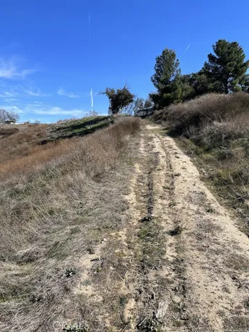 30925 Nicolas Road, Temecula, California 92591