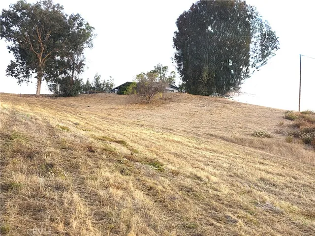 30925 Nicolas Road, Temecula, California 92591