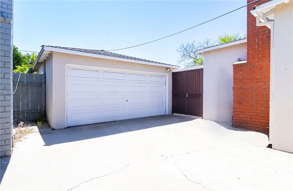 4750 W 133rd Street, Hawthorne, California 90250 home-pic-26