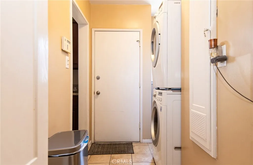 4750 W 133rd Street, Hawthorne, California 90250 home-pic-12