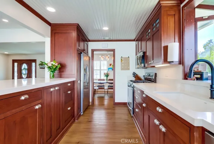 2154 Kallin Avenue, Long Beach, California 90815