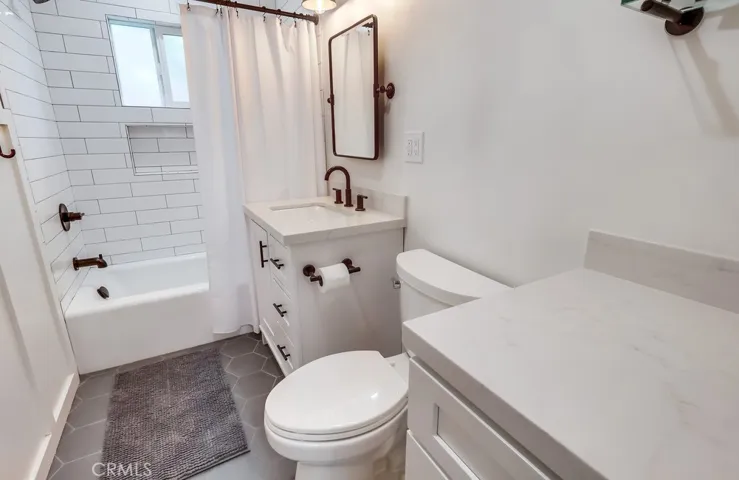 2154 Kallin Avenue, Long Beach, California 90815