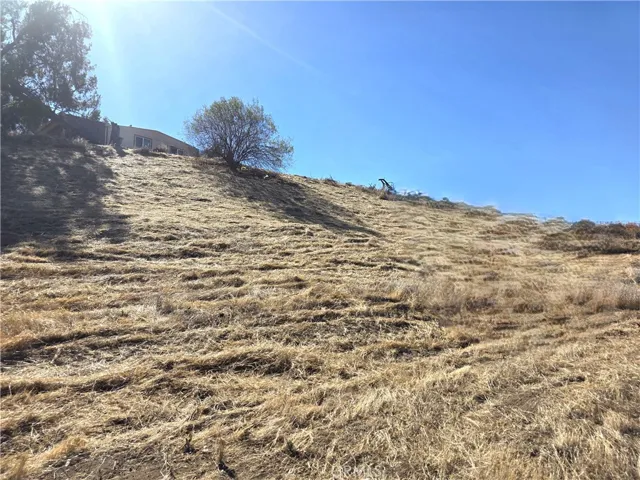 30925 Nicolas Road, Temecula, California 92591