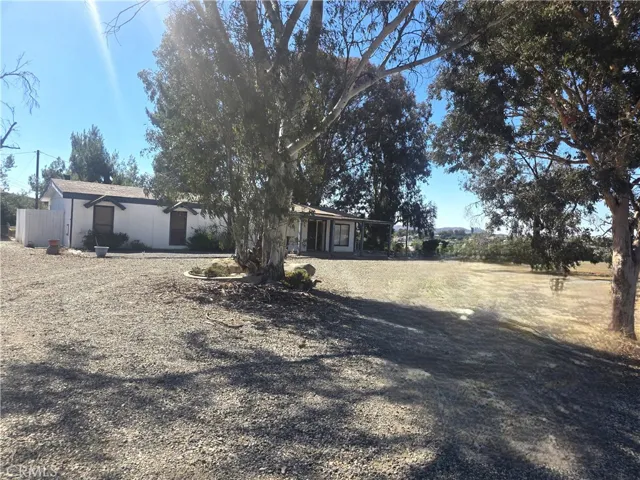 30925 Nicolas Road, Temecula, California 92591