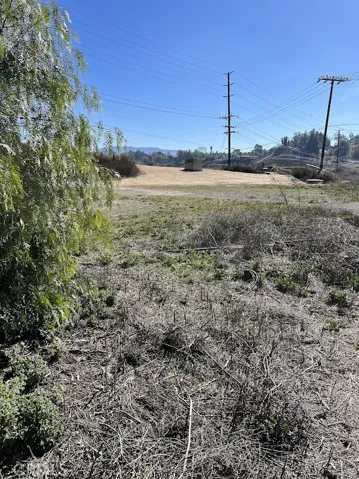 30925 Nicolas Road, Temecula, California 92591