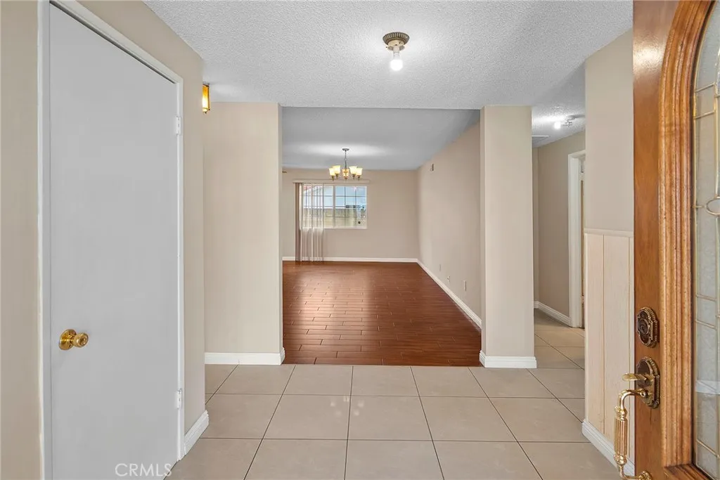 1956 W 231st Street, Torrance, California 90501 home-pic-24