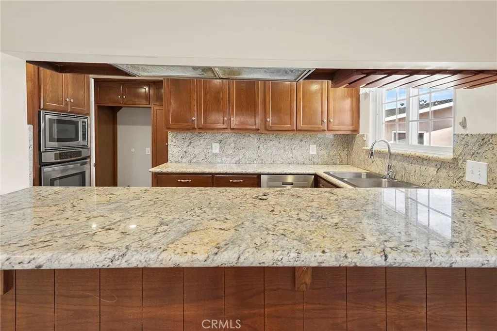 1956 W 231st Street, Torrance, California 90501 home-pic-19