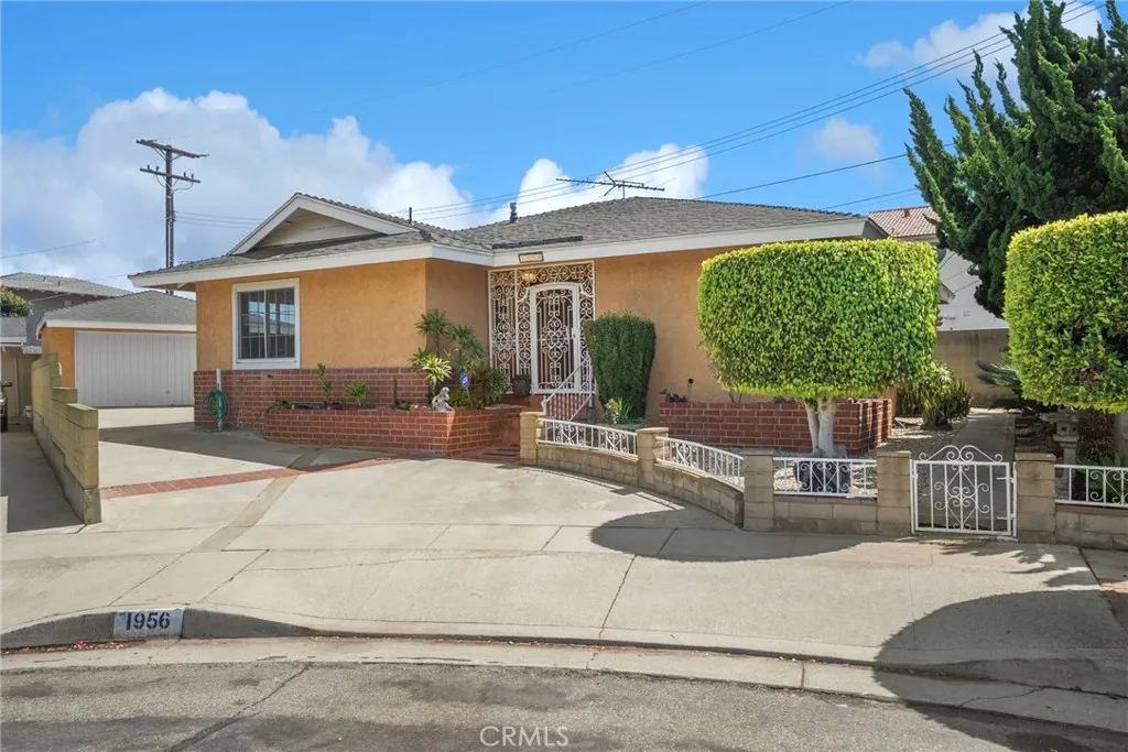 1956 W 231st Street, Torrance, California 90501 home-pic-0