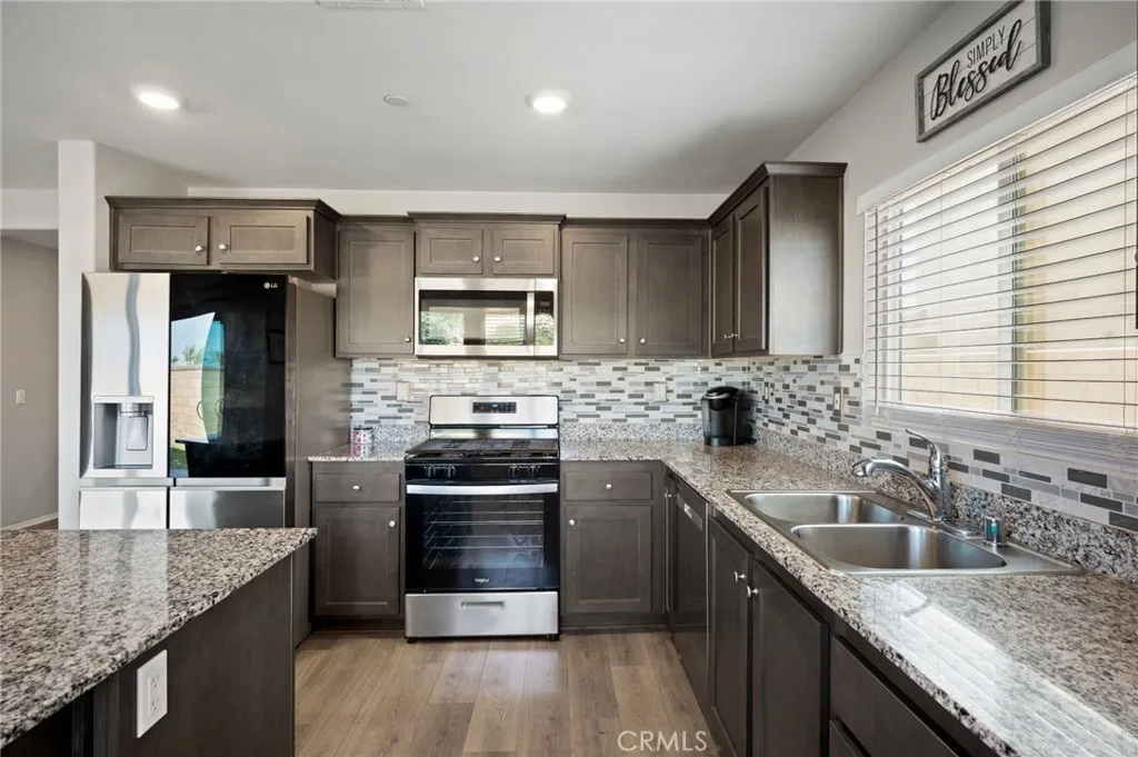 50007 Calle Frontera, Coachella, California 92236 home-pic-11