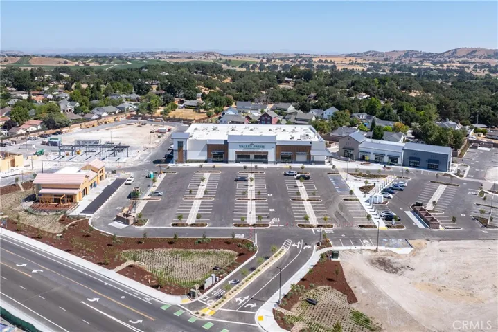 Valley Fresh shopping center in close proximity.
