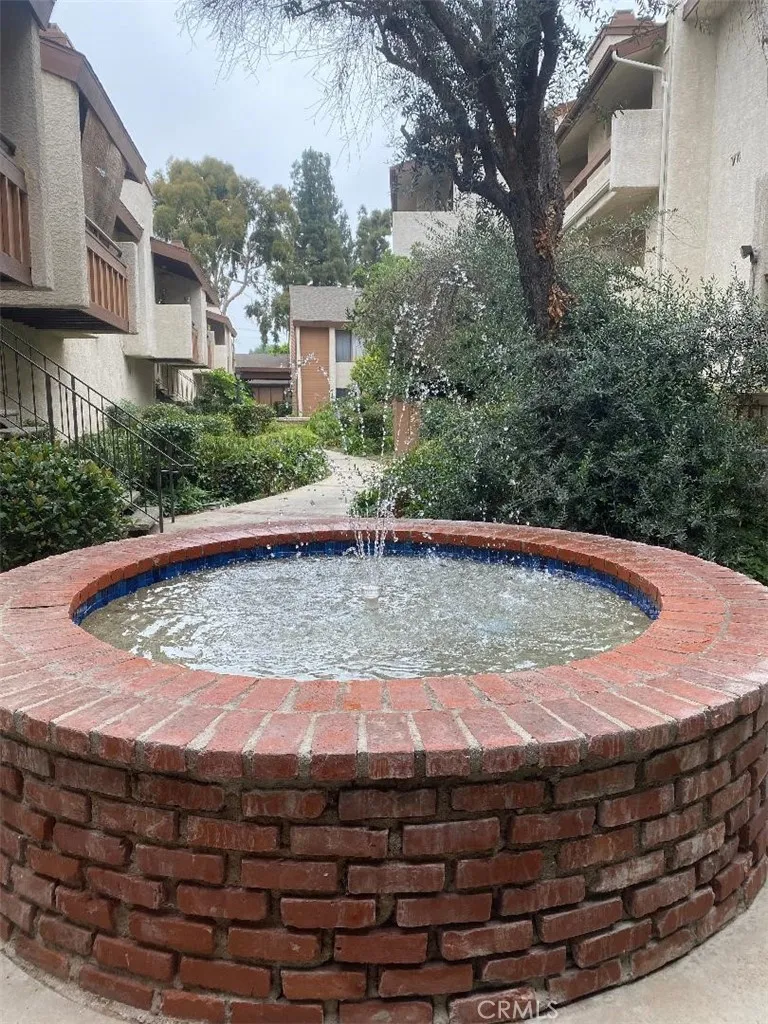15155 Sherman Way 14, Van Nuys, California 91405 home-pic-4