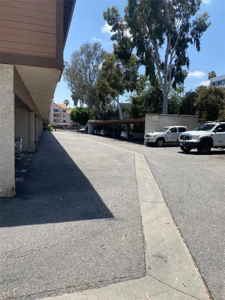 15155 Sherman Way 14, Van Nuys, California 91405 home-pic-35