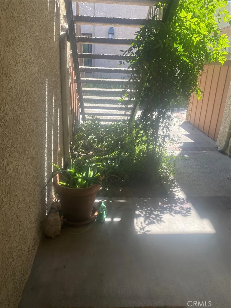 15155 Sherman Way 14, Van Nuys, California 91405 home-pic-14