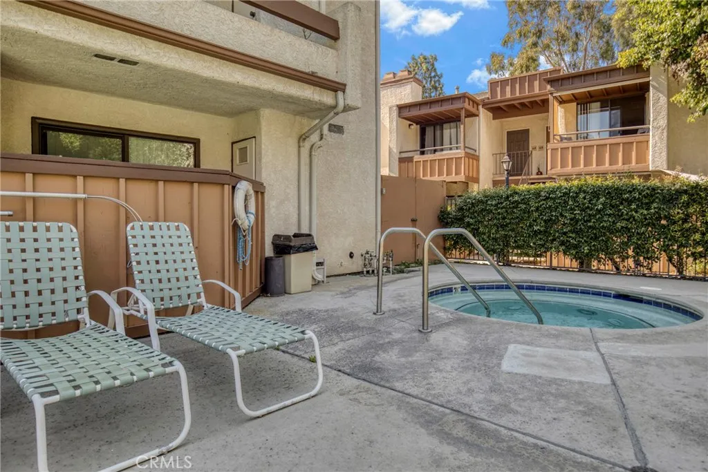 15155 Sherman Way 14, Van Nuys, California 91405 home-pic-28