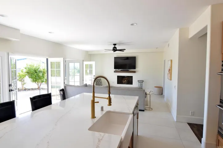 3721 Donna, Carlsbad, California 92008