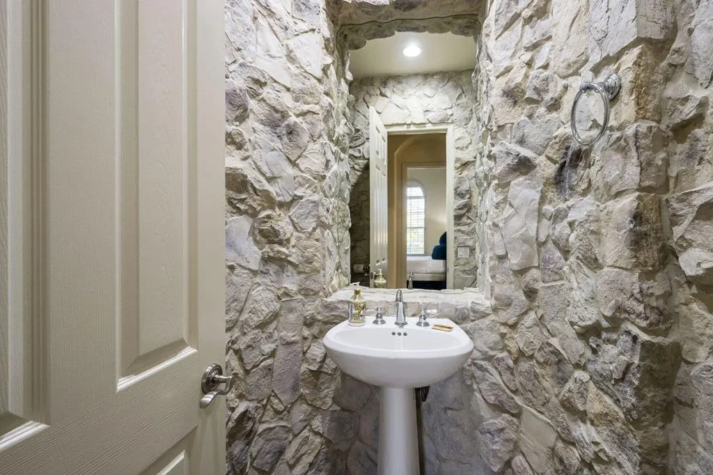 81390 Golf View Drive, La Quinta, California 92253 home-pic-18