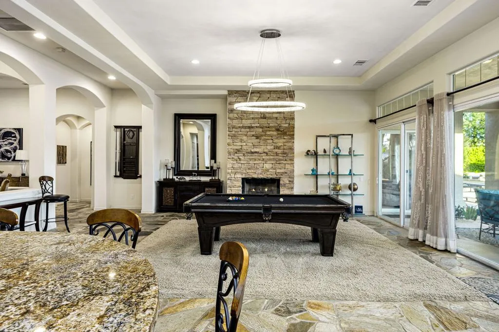 81390 Golf View Drive, La Quinta, California 92253 home-pic-8