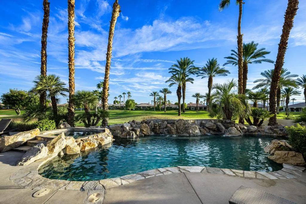 81390 Golf View Drive, La Quinta, California 92253 home-pic-24