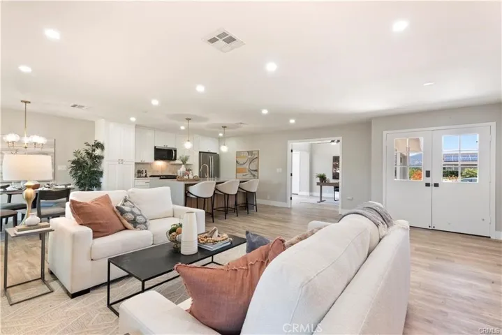 16422 Roca Drive, San Diego, California 92128