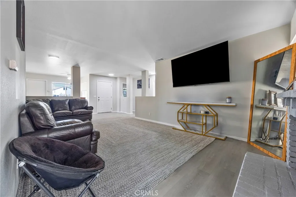 10452 Kemper Avenue, Adelanto, California 92301 home-pic-6