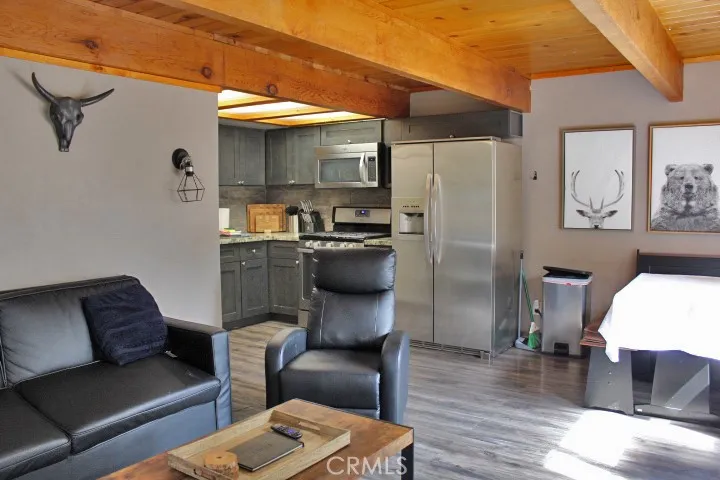 556 Villa Grove Avenue, Big Bear City, California 92314 home-pic-5