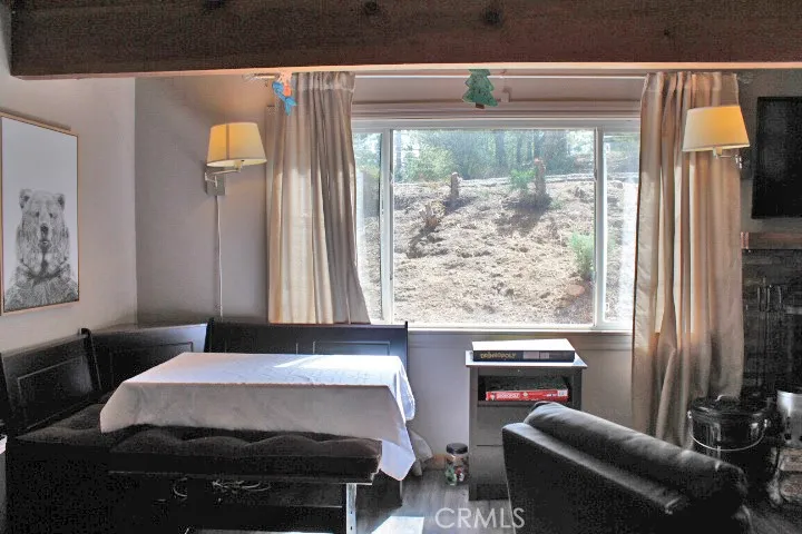 556 Villa Grove Avenue, Big Bear City, California 92314 home-pic-7