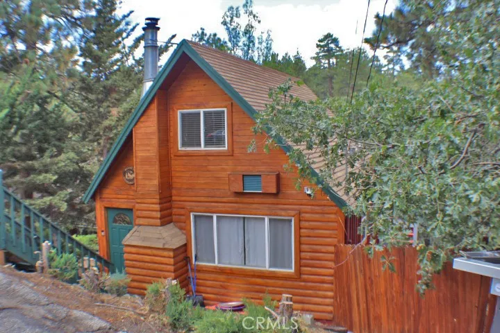 556 Villa Grove Avenue, Big Bear City, California 92314 home-pic-1