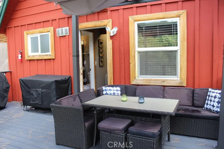 556 Villa Grove Avenue, Big Bear City, California 92314 home-pic-25