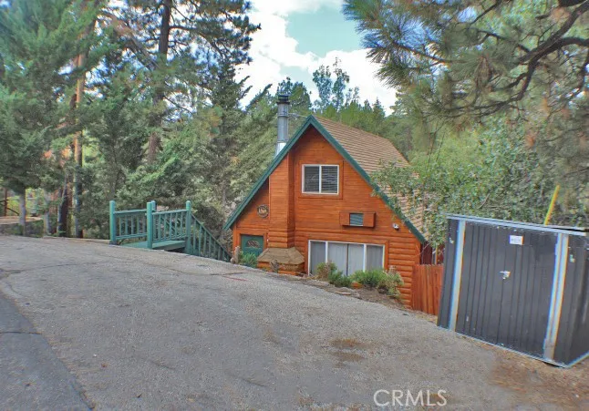 556 Villa Grove Avenue, Big Bear City, California 92314 home-pic-30