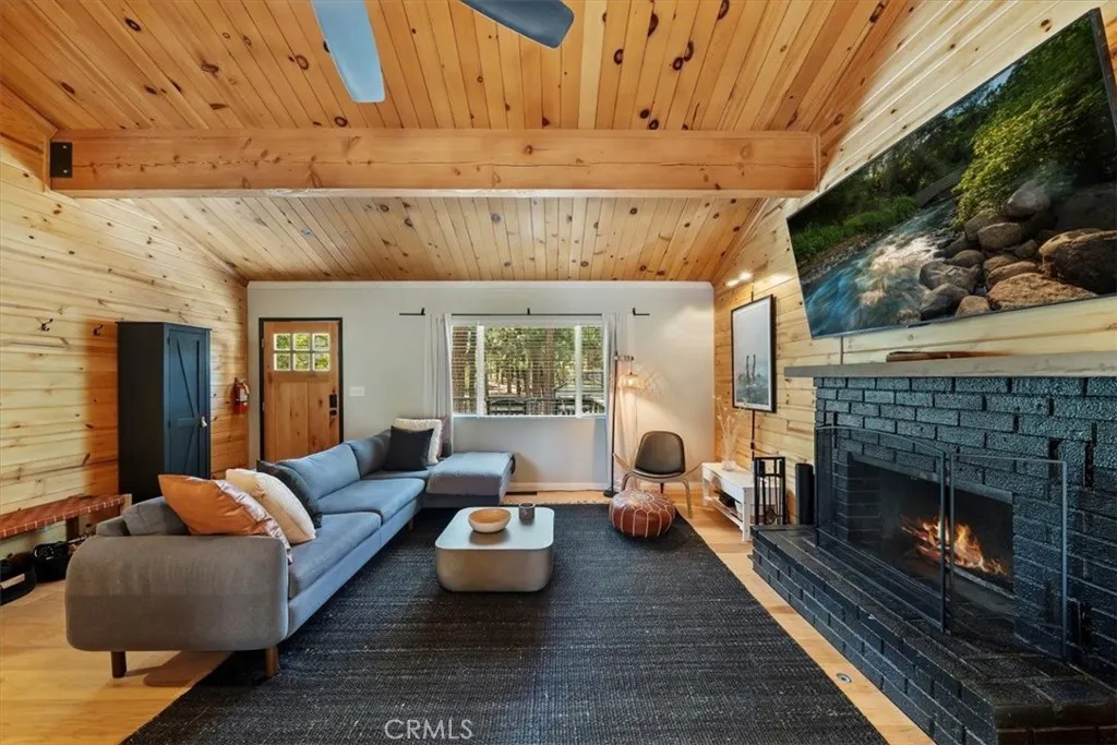 39934 Forest Road, Big Bear Lake, California 92315 home-pic-15