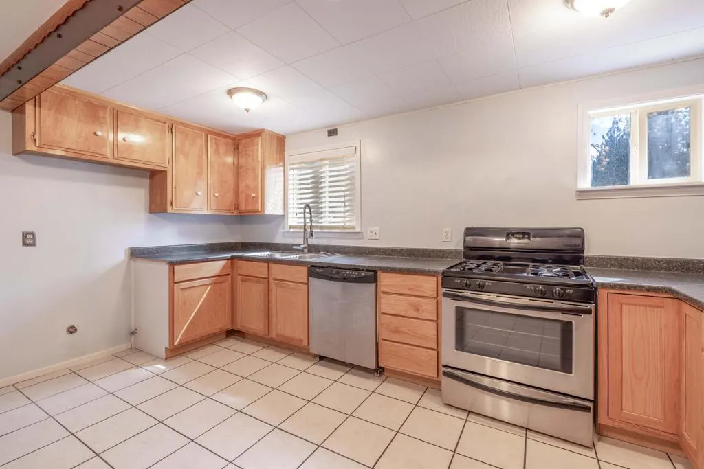 605 Elysian Boulevard, Big Bear, California 92314 home-pic-7