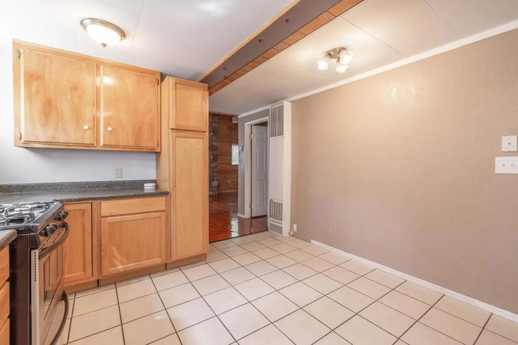 605 Elysian Boulevard, Big Bear, California 92314 home-pic-8