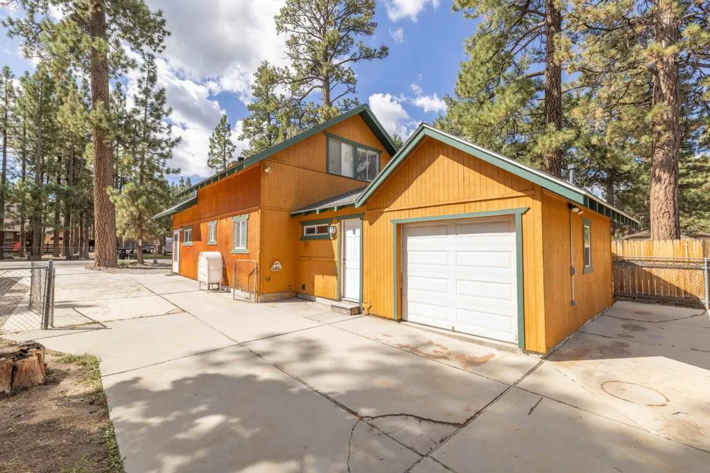 605 Elysian Boulevard, Big Bear, California 92314 home-pic-0